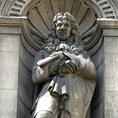 Statue de Philippe Quinault, poète et auteur dramatique - © Norbert Pousseur
